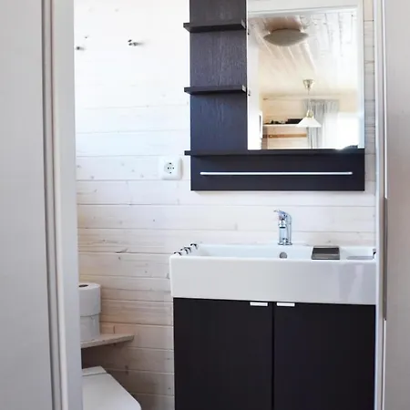 Hausboot Mare 船屋 *