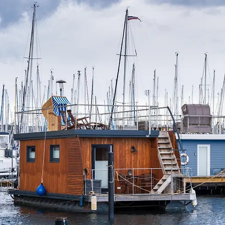 Hausboot Mare * 海利根港